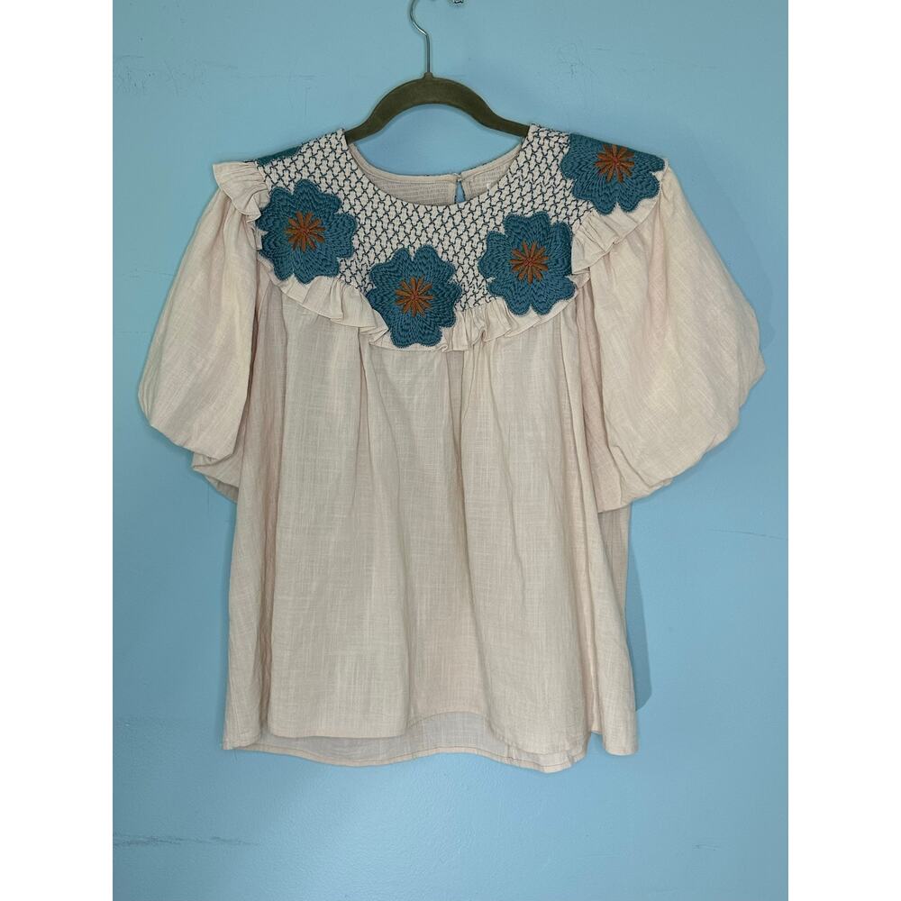 light beige blouse woven fabric balloon sleeves blue floral embroidery Medium